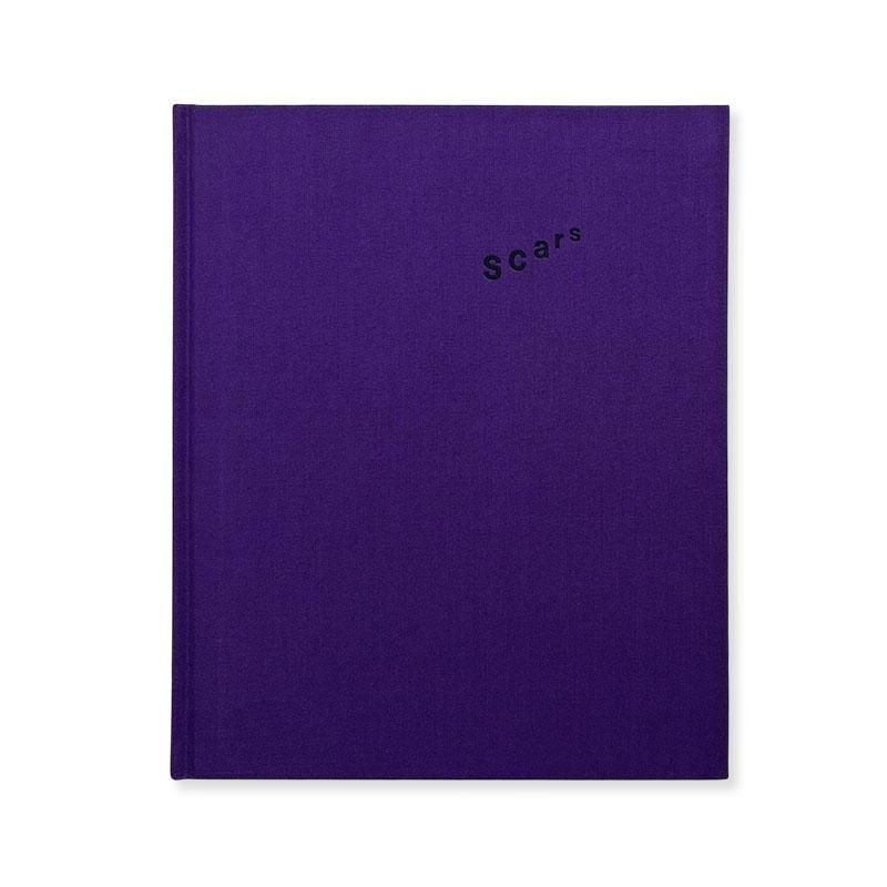 Ishiuchi Miyako: scars *signed<br>石内都 *署名本